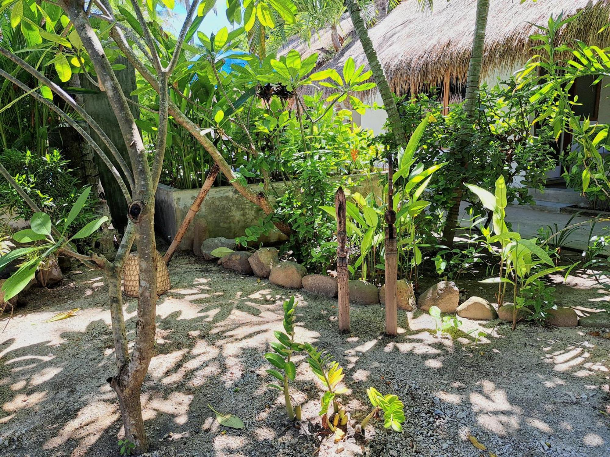 Eden Eco Resort Gili Trawangan Exterior photo