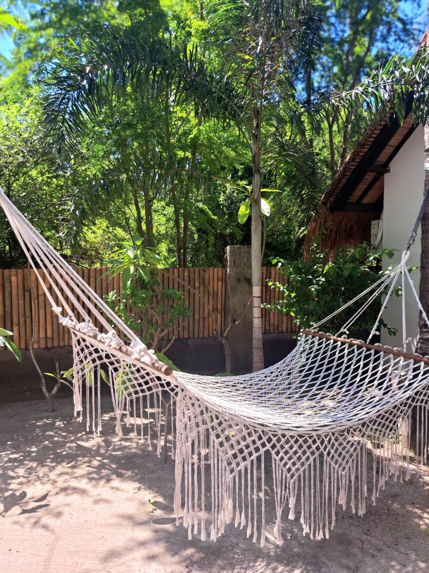 Eden Eco Resort Gili Trawangan Exterior photo
